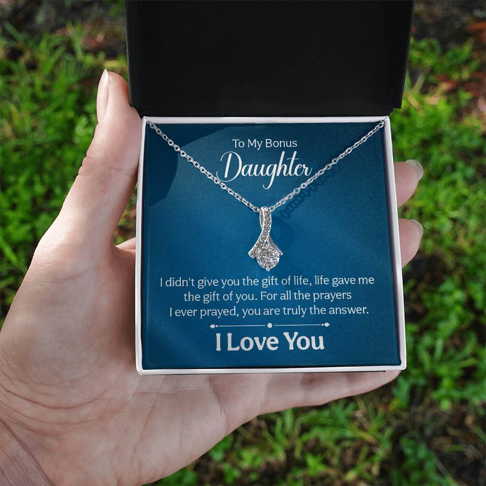 Alluring Beauty Necklace - To My Bonus Daughter